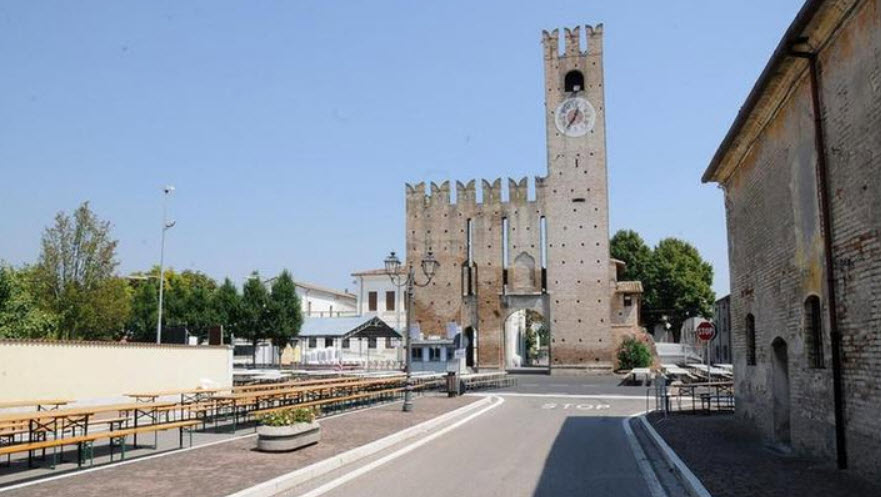 Castello di Mariana Mantovana, Italy